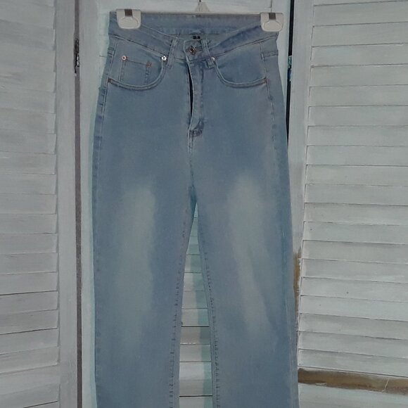 NV Felix Light Blue Jeans Straight Leg for Women - Picture 1 of 9